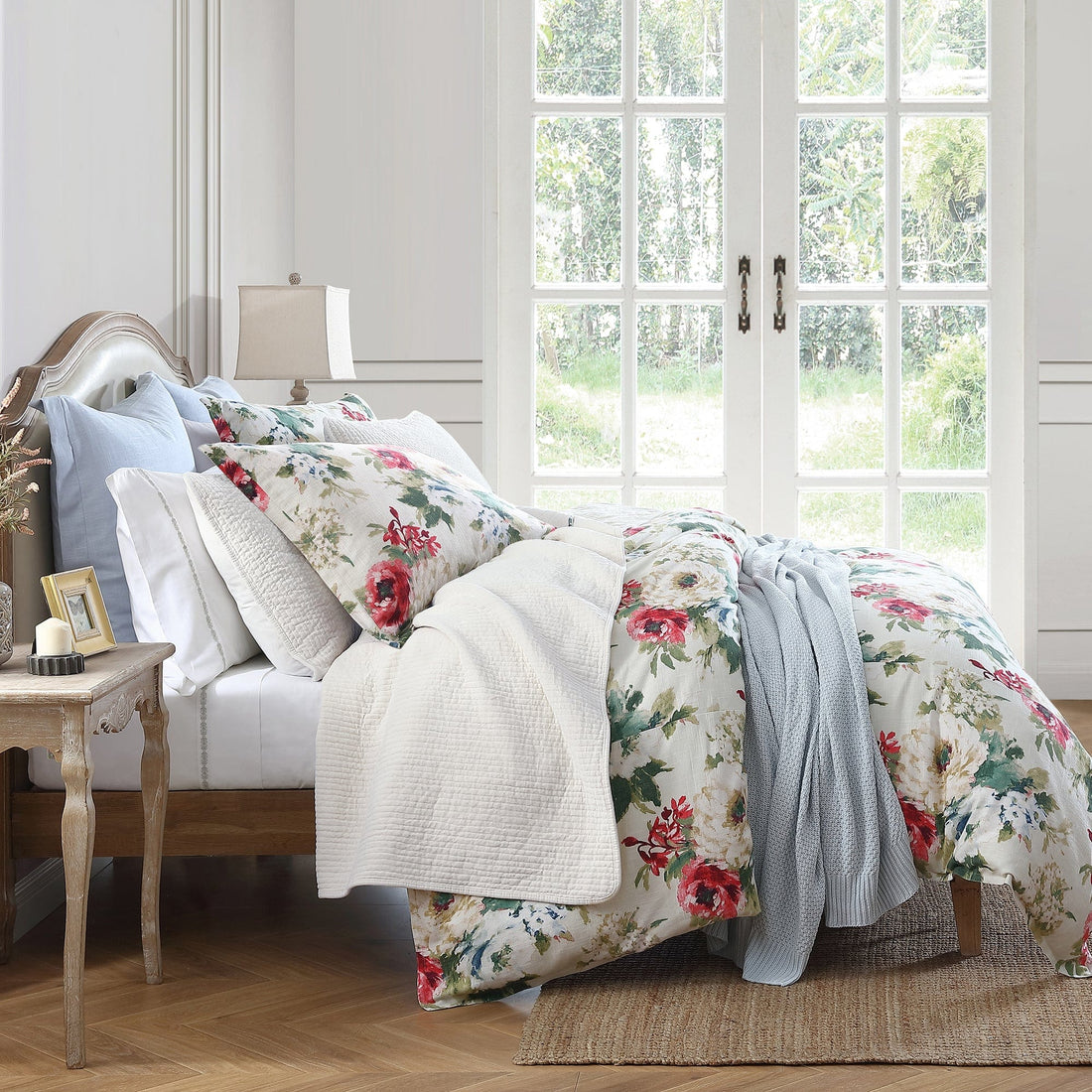 cream woven duvet cover in a elegant modern bedroom setting
