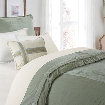 natural fabric duvet cover in a modern bedroom setting