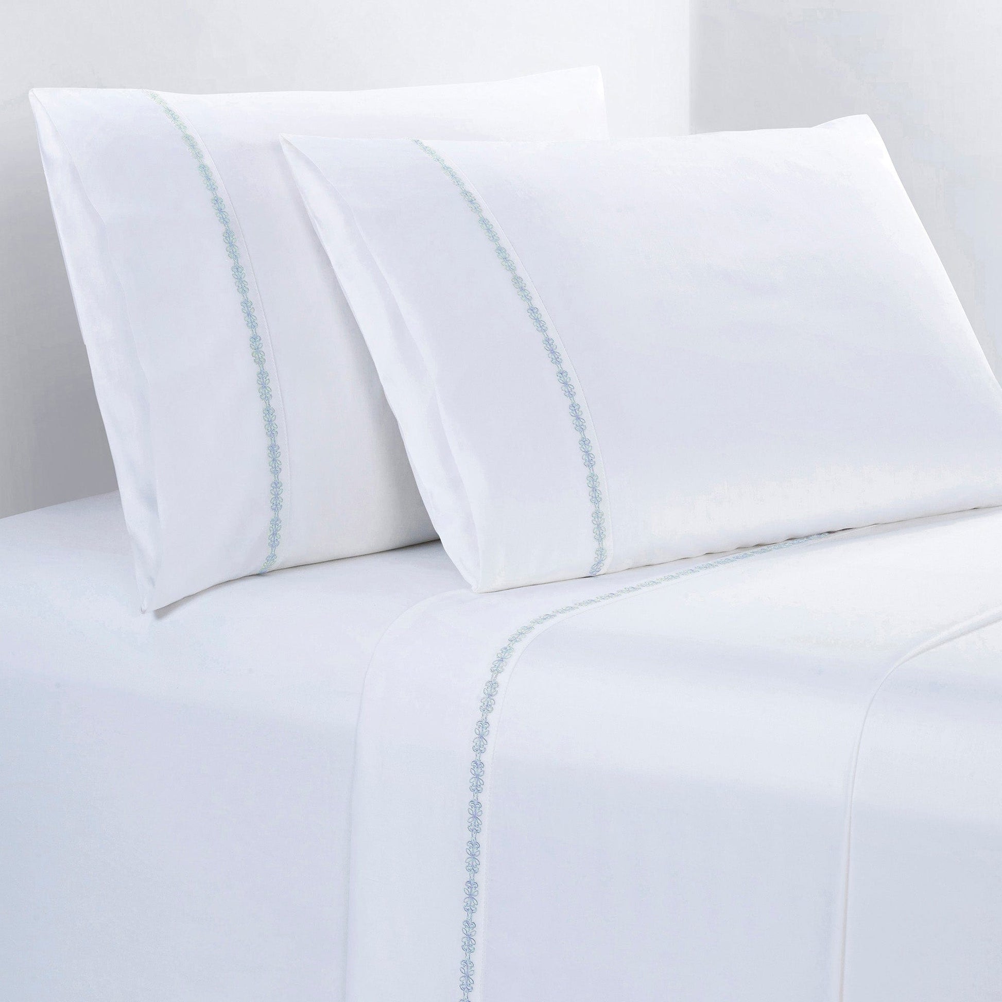 350TC Laurel Embroidered Border Sheet Set, Full styled for a minimalist bedroom space.